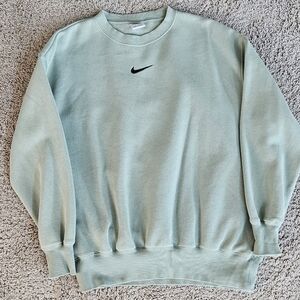 Nike Green Crewneck Sweatshirt